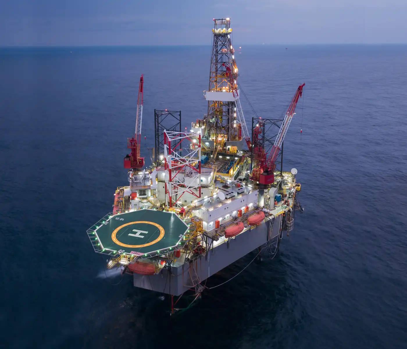 Offshore Natural Gas Oil Platform